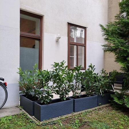 Alpa 2 Zimmer Wohnung In Wien Rochusmarkt Extérieur photo